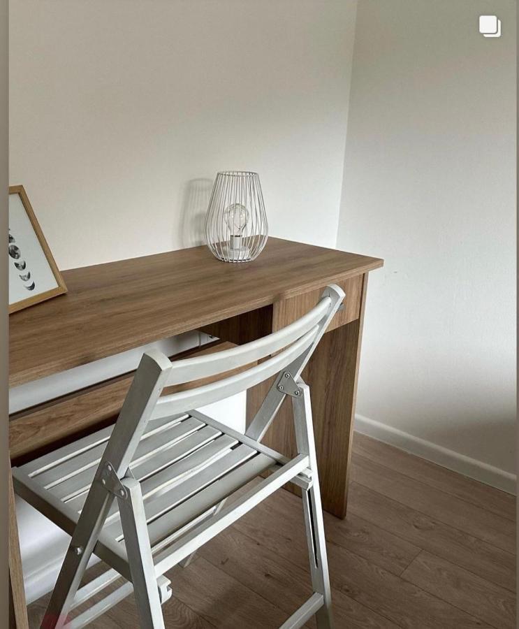 Novoureden Stan U Vitezu Apartamento Exterior foto
